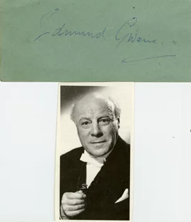 Edmund Gwenn autograph
