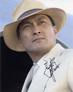 Ken Watanabe autograph
