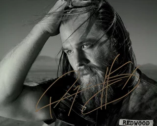 Ryan Hurst autograph