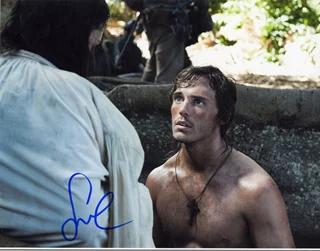 Sam Claflin autograph