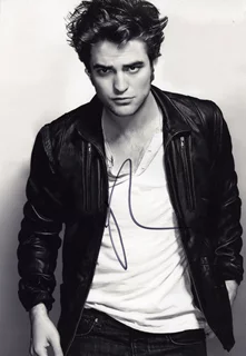 Robert Pattinson autograph