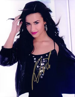 Demi Lovato autograph