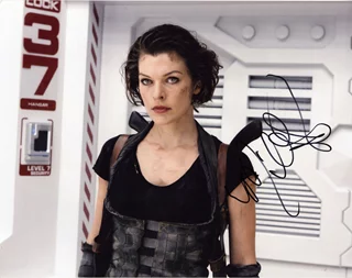 Milla Jovovich autograph