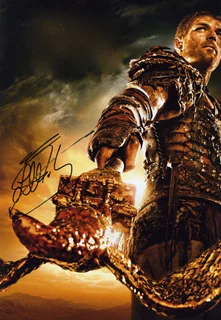 Liam McIntyre autograph