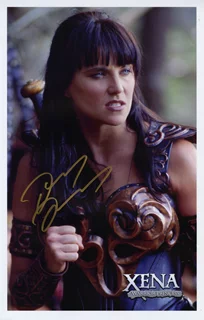 Lucy Lawless autograph