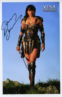 Lucy Lawless autograph