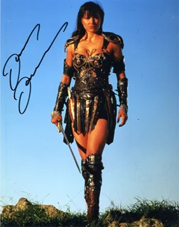 Lucy Lawless autograph
