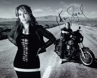 Katey Sagal autograph