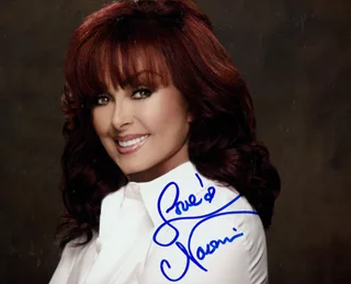 Naomi Judd autograph
