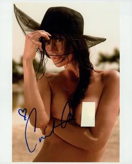 Carol Alt autograph