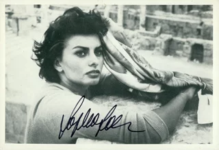 Sophia Loren autograph