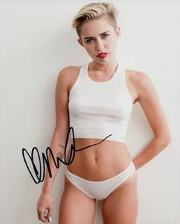 Miley Cyrus autograph Miley Cyrus autograph