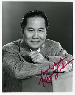 Keye Luke autograph