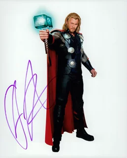 Chris Hemsworth autograph Chris Hemsworth autograph