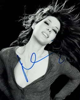 Marisa Tomei autograph
