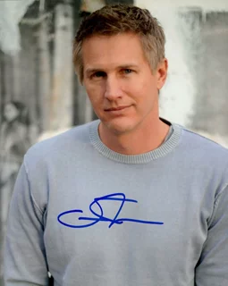 Daniel Junge autograph