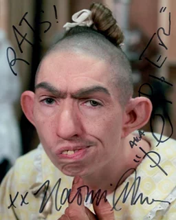 Naomi Grossman autograph