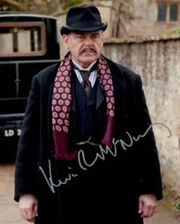 Kevin McNally autograph