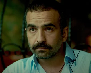 Nadir Saribacak autograph