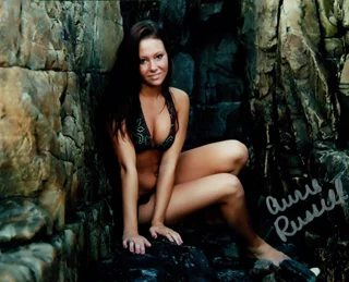 Avrie Russell autograph