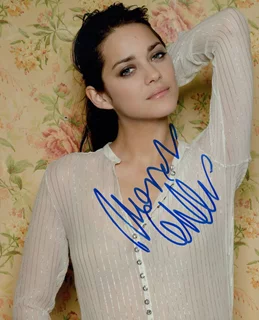 Marion Cotillard autograph