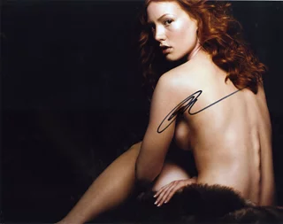 Alicia Witt autograph