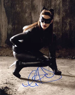 Anne Hathaway autograph