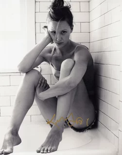 Kerry Bishe autograph