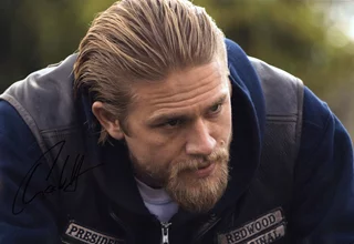 Charlie Hunnam autograph