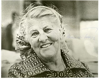 Maria Von Trapp autograph