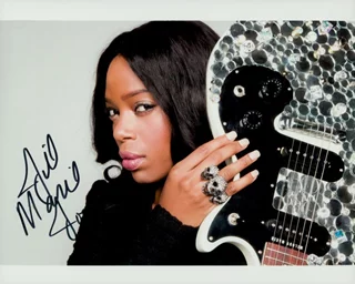 Jill Jones autograph