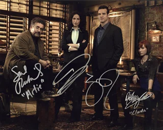 Warehouse 13 autograph