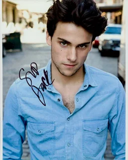 Jack Falahee autograph