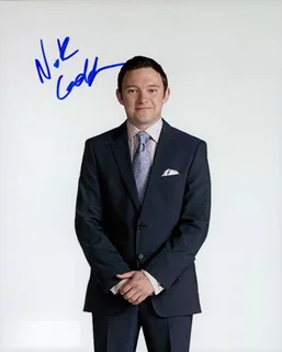 Nate Corddry autograph