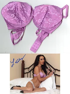 Lane Elizabeth autograph