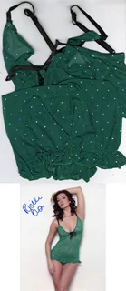 Richelle Eva autograph