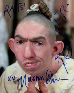 Naomi Grossman autograph