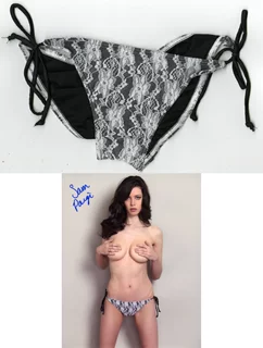 Samantha Paige autograph