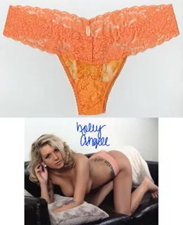 Holly Angell autograph