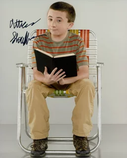 Atticus Shaffer autograph