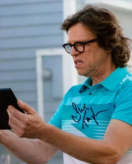 Simon Templeman autograph