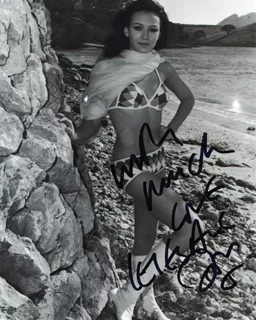 Lesley-Anne Down autograph