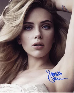 Scarlett Johansson autograph