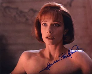Lauren Holly autograph