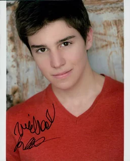 Michael Grant autograph