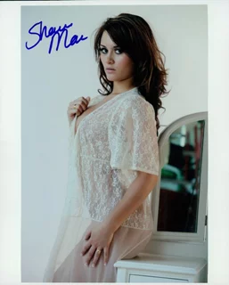 Shannon Lee Marr autograph