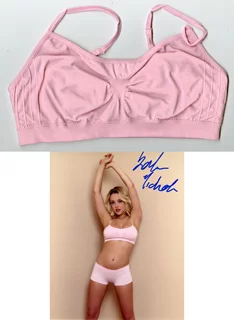 Sabrina Nichole autograph