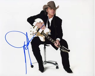 Dwight Yoakam autograph