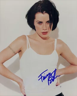 Fairuza Balk autograph