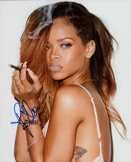 Rhianna autograph